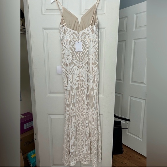 Lulu's Cream and White Patterned Maxi Dress - Picture 2 of 3